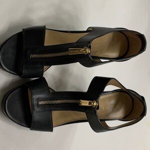 MICHAEL KORS Dress Shoes